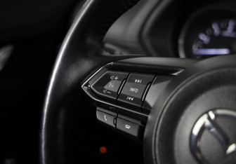 Подержанный автомобиль Mazda CX-5 2017 года (17 фото)