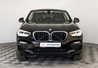 Подержанный автомобиль BMW X4 2019 года (2 фото)