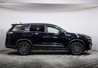 Подержанный автомобиль Chery Tiggo 8 Pro Max 2022 года (4 фото)