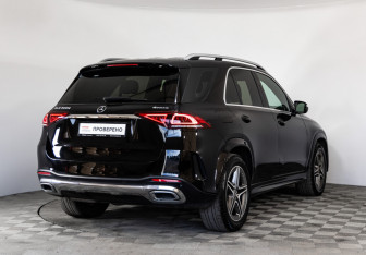 Подержанный автомобиль Mercedes-Benz GLE 2018 года (5 фото)