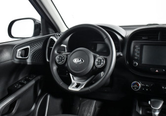 Подержанный автомобиль Kia Soul 2019 года (15 фото)
