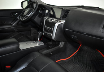 Подержанный автомобиль Nissan Murano Suv 2011 года (12 фото)