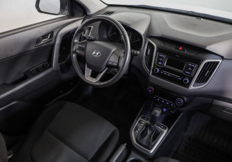 Подержанный автомобиль Hyundai Creta 2019 года (8 фото)