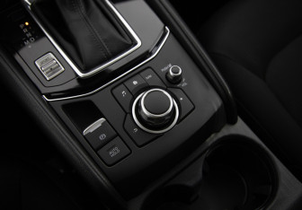 Подержанный автомобиль Mazda CX-5 2018 года (15 фото)