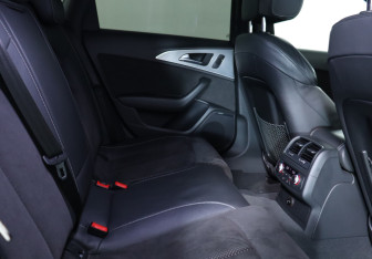 Подержанный автомобиль Audi A6 Sedan 2016 года (21 фото)