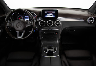Подержанный автомобиль Mercedes-Benz GLC Coupe 2016 года (9 фото)