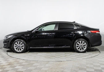 Подержанный автомобиль Kia Optima Sedan 2016 года (8 фото)