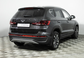 Подержанный автомобиль Jetta VS5 2022 года (5 фото)