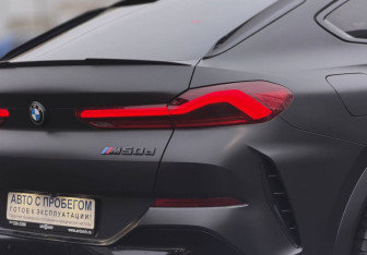 Подержанный автомобиль BMW X6 2020 года (14 фото)