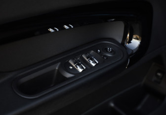 Подержанный автомобиль MINI Countryman 2017 года (25 фото)