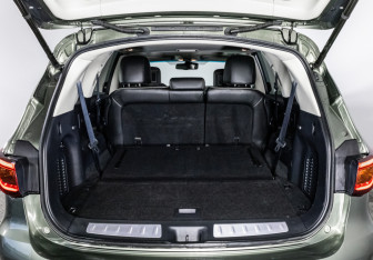 Подержанный автомобиль Infiniti QX60 2016 года (37 фото)