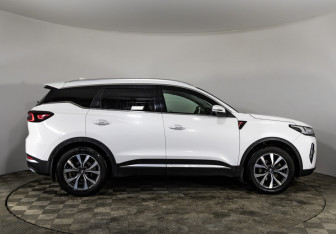 Подержанный автомобиль Chery Tiggo 7 Pro Max 2023 года (4 фото)