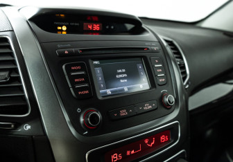 Подержанный автомобиль Kia Sorento 2018 года (16 фото)