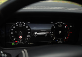 Подержанный автомобиль Land Rover Range Rover Velar 2018 года (13 фото)