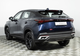 Подержанный автомобиль Omoda C5 2024 года (7 фото)