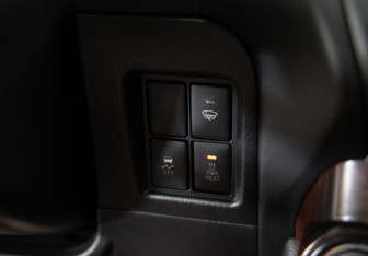 Подержанный автомобиль Toyota Land Cruiser Prado 2016 года (20 фото)