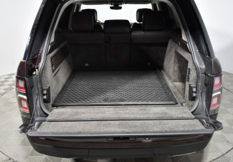 Подержанный автомобиль Land Rover Range Rover 2018 года (20 фото)