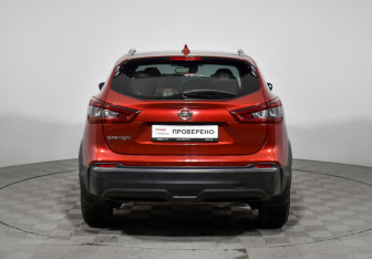 Подержанный автомобиль Nissan Qashqai 2021 года (6 фото)