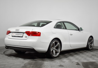 Подержанный автомобиль Audi A5 Coupe 2015 года (5 фото)