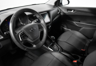 Подержанный автомобиль Hyundai Solaris Sedan 2020 года (9 фото)