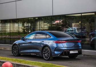 Подержанный автомобиль BYD Seal 2023 года (8 фото)