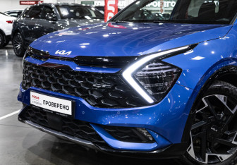 Подержанный автомобиль Kia Sportage 2022 года (2 фото)