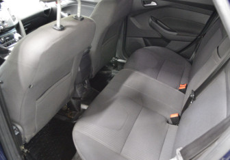 Подержанный автомобиль Ford Focus Hatchback 2012 года (11 фото)