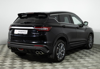 Подержанный автомобиль Geely Coolray 2023 года (5 фото)