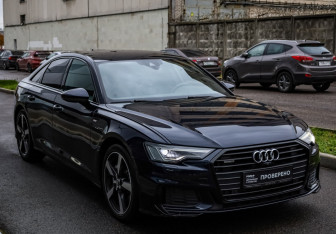 Подержанный автомобиль Audi A6 Sedan 2018 года (3 фото)