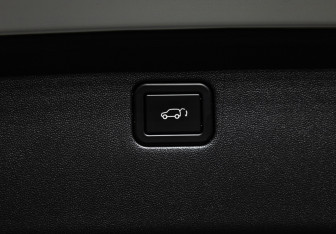 Подержанный автомобиль Changan UNI-S 2024 года (21 фото)