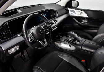 Подержанный автомобиль Mercedes-Benz GLE 2019 года (10 фото)