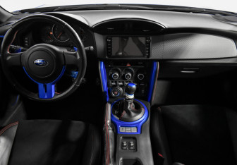 Подержанный автомобиль Subaru BRZ 2015 года (14 фото)