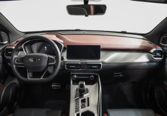 Подержанный автомобиль Geely Coolray 2021 года (9 фото)