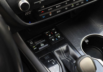 Подержанный автомобиль Lexus RX 2019 года (19 фото)