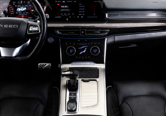 Подержанный автомобиль Exeed VX 2021 года (15 фото)