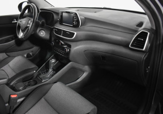 Подержанный автомобиль Hyundai Tucson 2019 года (12 фото)