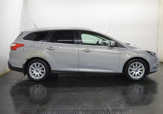 Подержанный автомобиль Ford Focus Wagon 2013 года (4 фото)