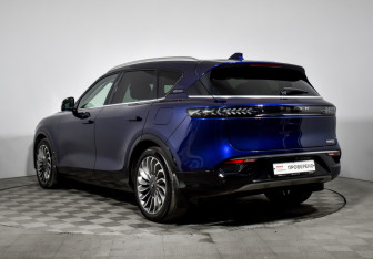 Подержанный автомобиль Voyah Free 2022 года (7 фото)