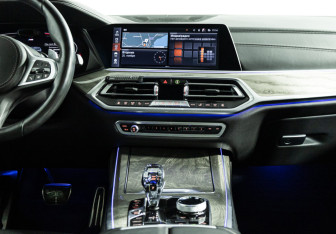 Подержанный автомобиль BMW X7 2019 года (14 фото)