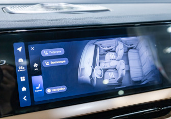 Подержанный автомобиль Geely Monjaro 2023 года (21 фото)