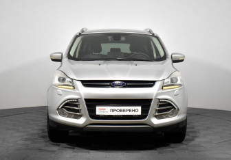 Подержанный автомобиль Ford Kuga 2013 года (2 фото)