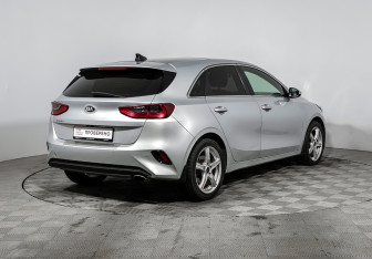 Подержанный автомобиль Kia Ceed Hatchback 2018 года (5 фото)