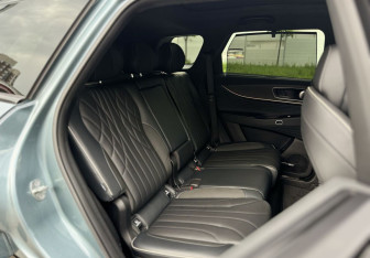 Подержанный автомобиль Jaecoo J8 2024 года (34 фото)