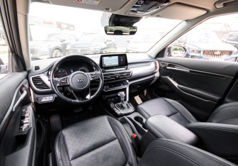 Подержанный автомобиль Kia Seltos 2019 года (8 фото)