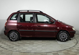 Подержанный автомобиль Hyundai Matrix 2008 года (4 фото)