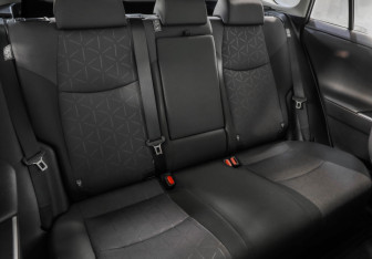 Подержанный автомобиль Toyota RAV4 2020 года (24 фото)