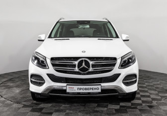 Подержанный автомобиль Mercedes-Benz GLE 2016 года (2 фото)