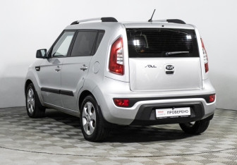 Подержанный автомобиль Kia Soul 2013 года (7 фото)