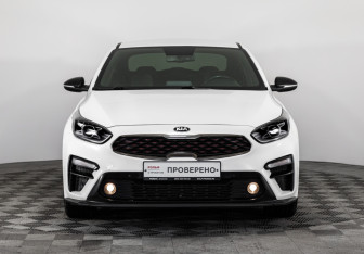 Подержанный автомобиль Kia Cerato Sedan 2020 года (2 фото)
