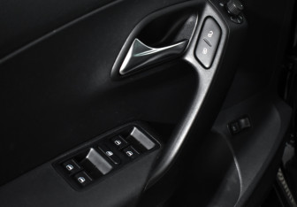 Подержанный автомобиль Volkswagen Polo Sedan 2020 года (10 фото)